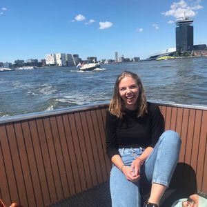 Meet your Posher, Annie